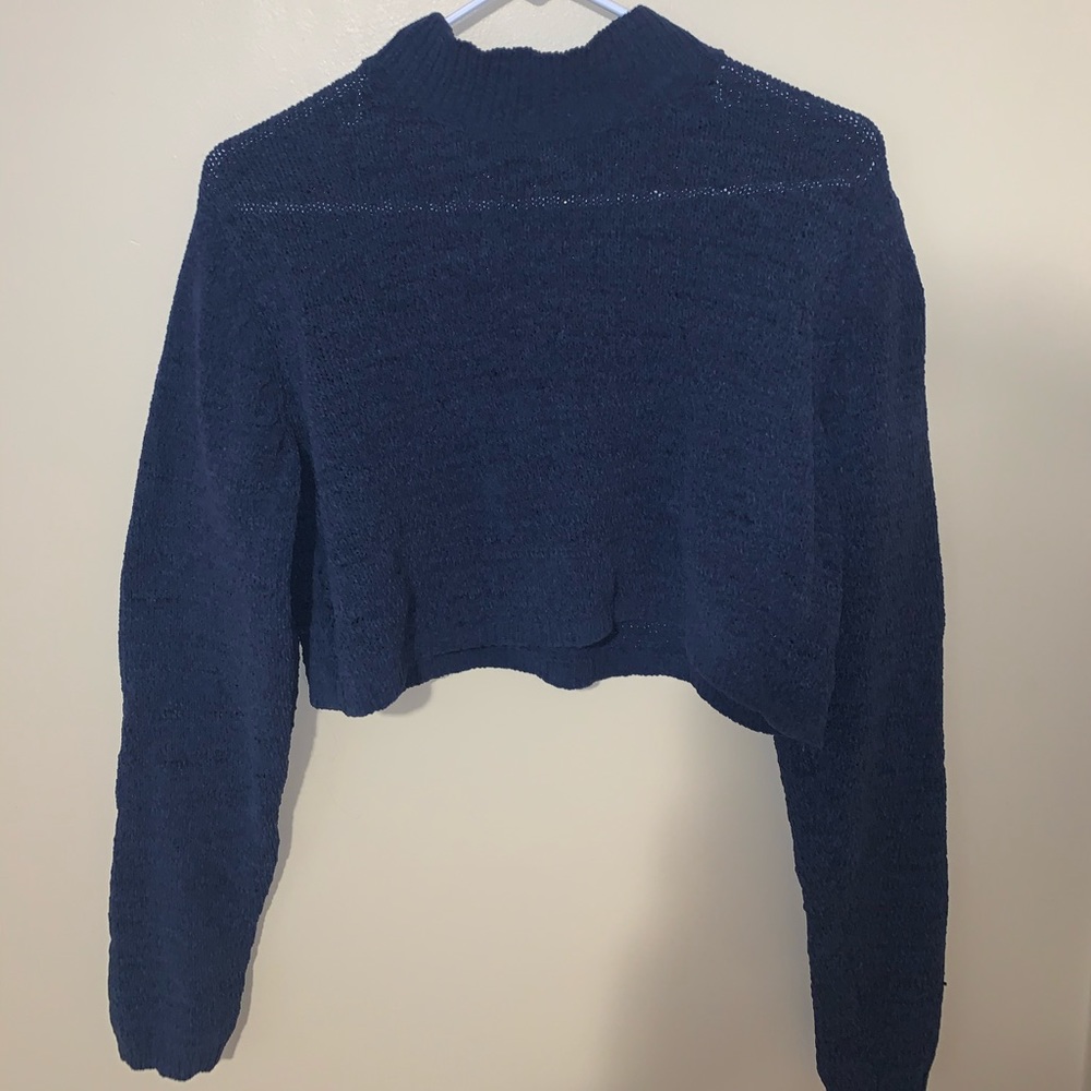 Long sleep navy sweater
